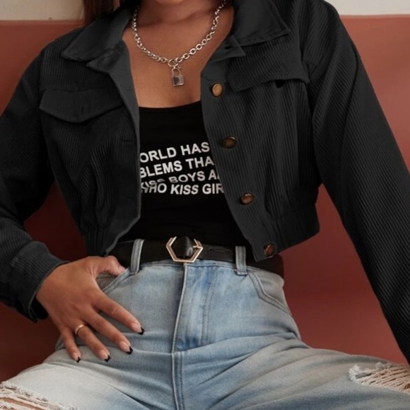 Black Button Up Jacket with Pockets in M - Picture 4 of 4